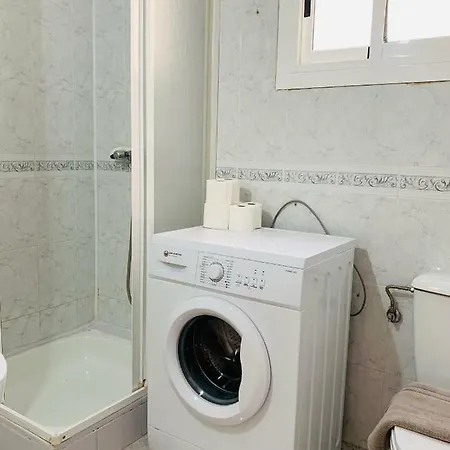 First Sealine Lo Ferri Apartment *